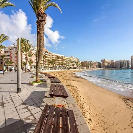 Διαμέρισμα 1 Bedroom Nice Apartment In Torrevieja *