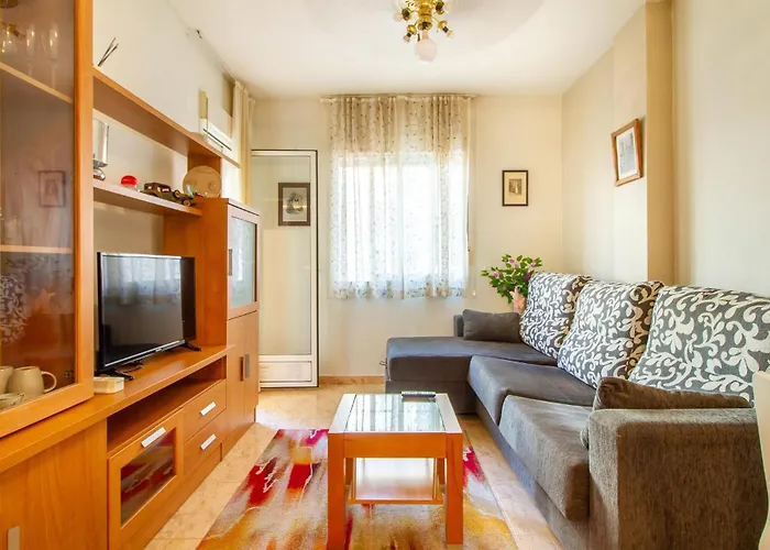 1 Bedroom Cozy In Apartment