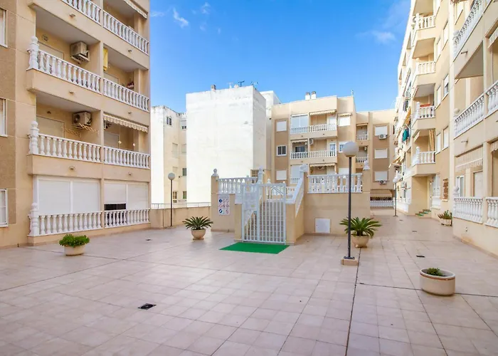 1 Bedroom Cozy In Apartment Torrevieja